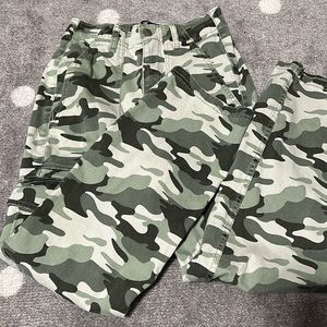 Hollister Camo cargo pants